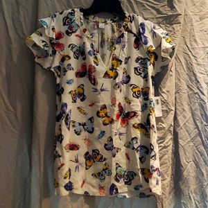 Women's Old Navy cream butterfly short sleeve top